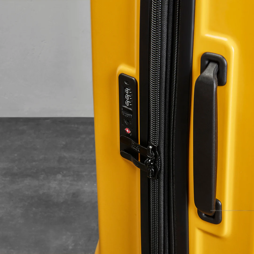 Alpine Large Suitcase in Yellow - Image 7