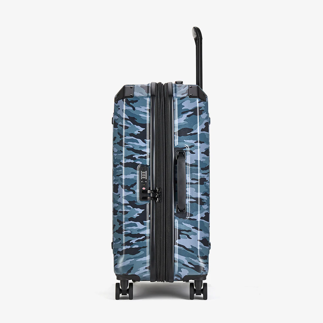 Alpine Medium Suitcase in Blue Camouflage - Image 3