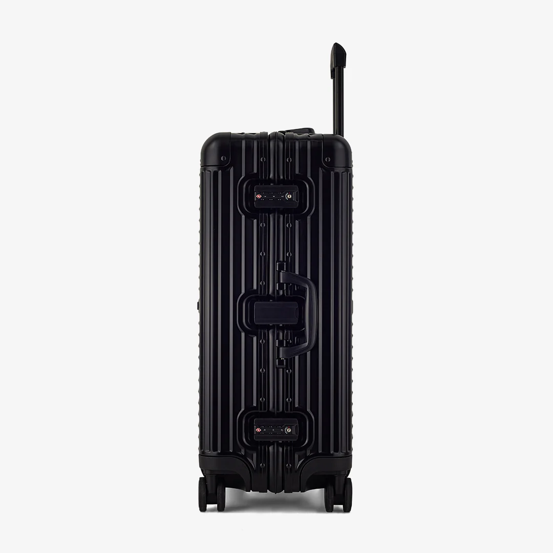 Axel Medium Suitcase in Black - Image 3