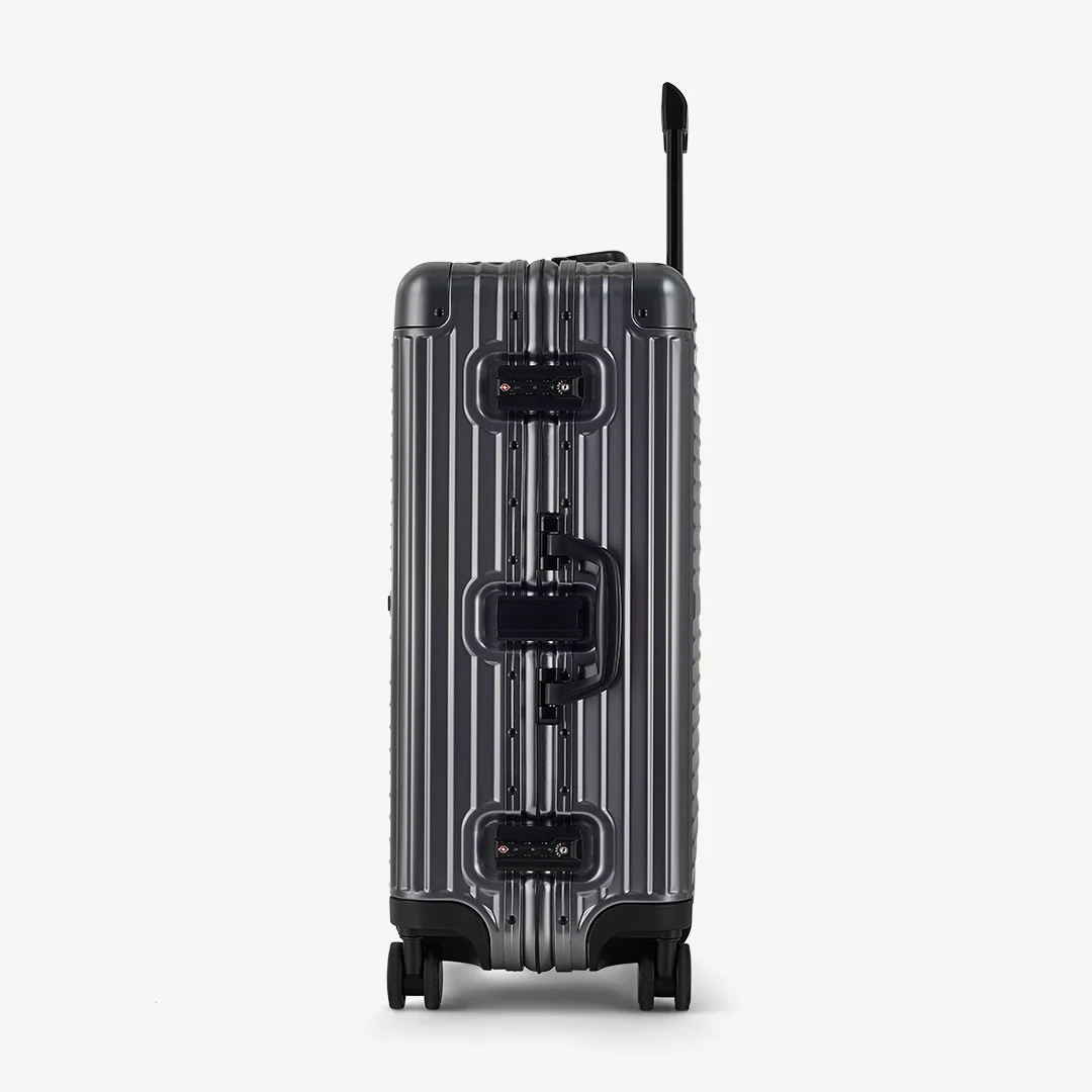 Axel Medium Suitcase in Gunmetal - Image 3