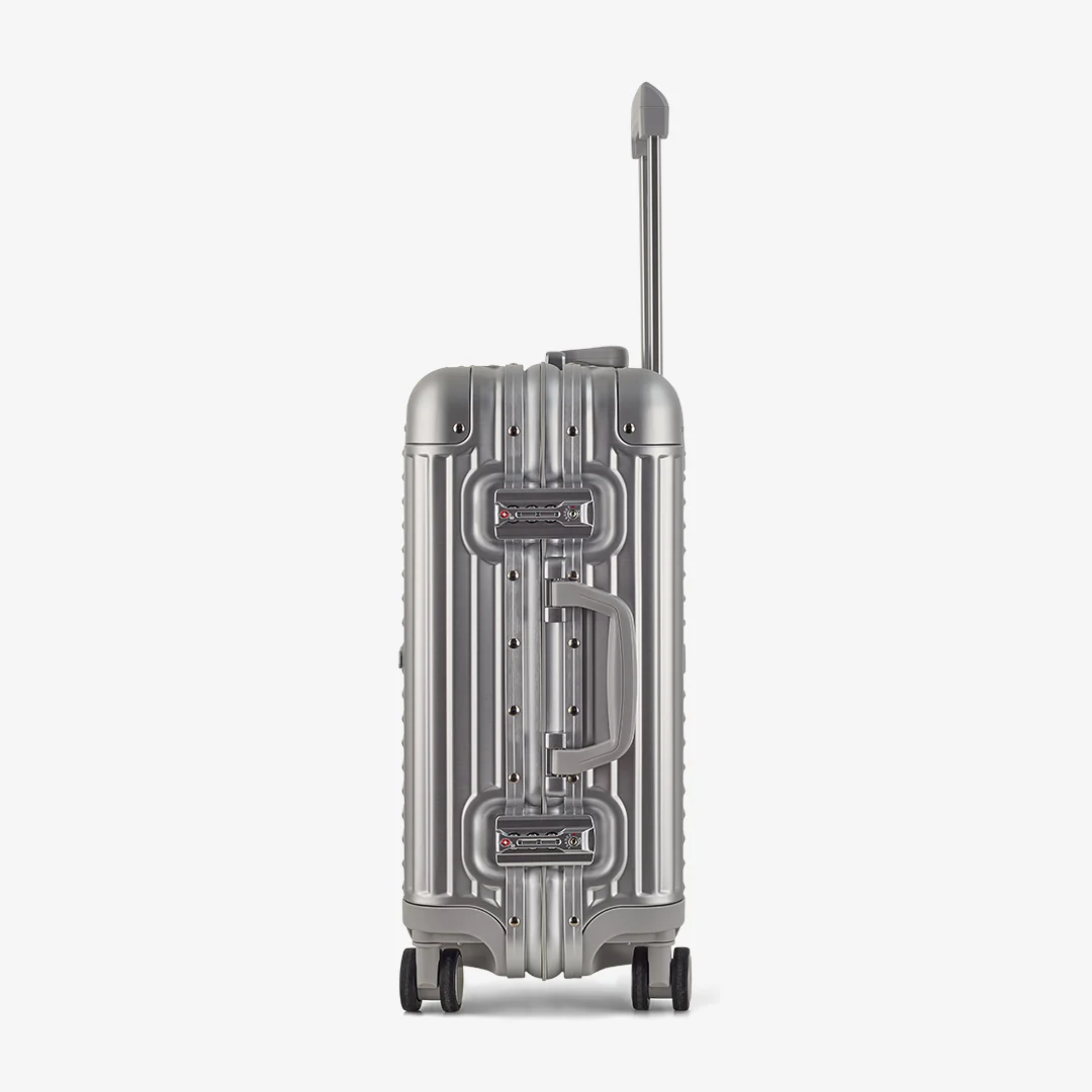 Axel Small Suitcase in Silver - Image 3