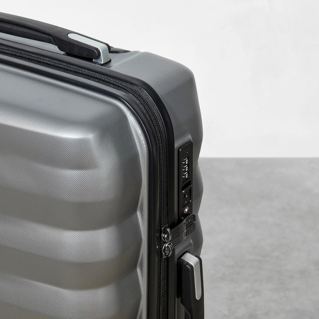 Berlin Large Suitcase in Charcoal - Image 6
