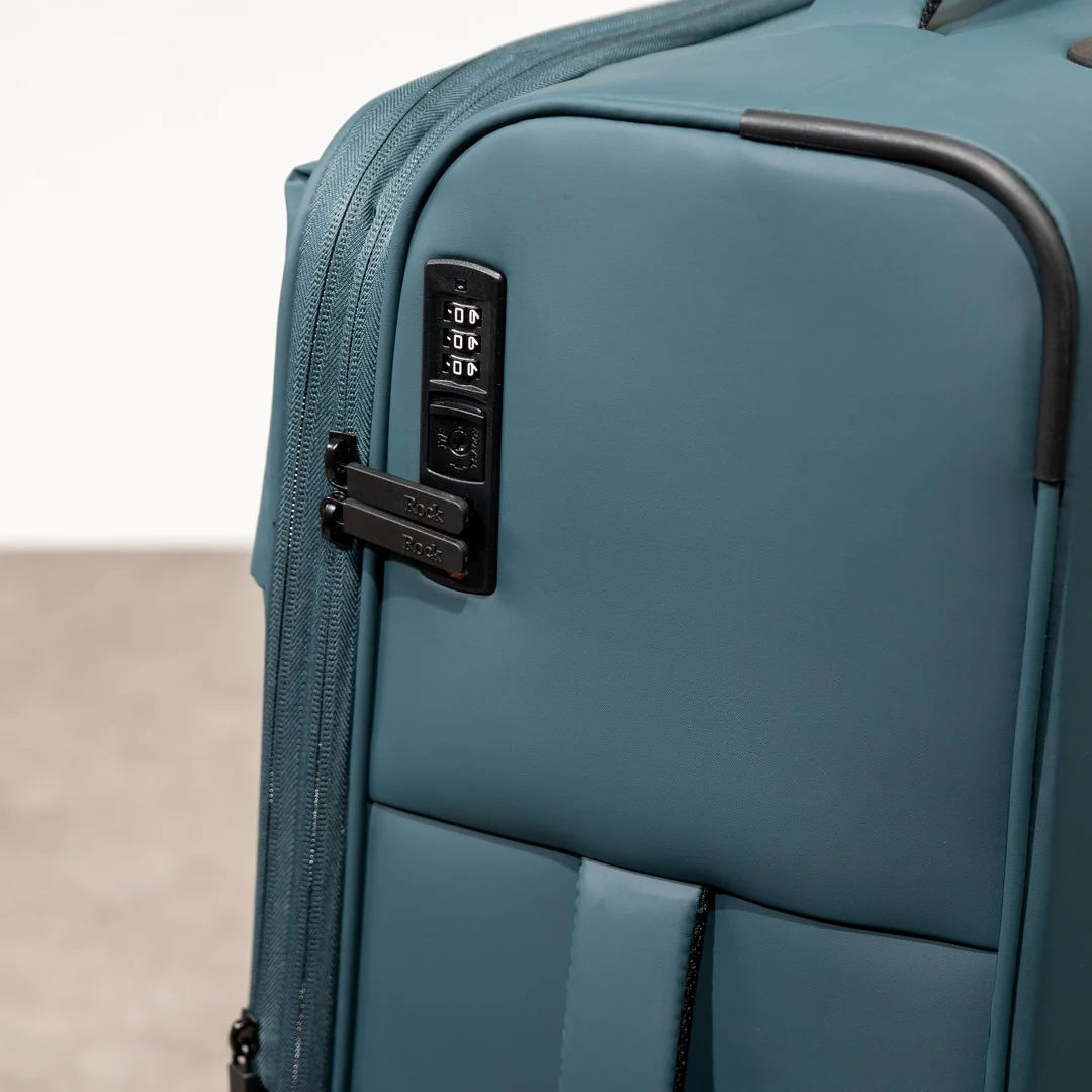 Ember Large Suitcase in Teal - Image 7