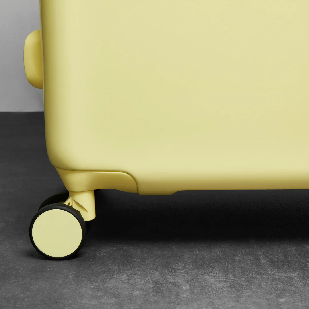 Gelato Set of 3 Suitcases in Lemon Ice - Image 5