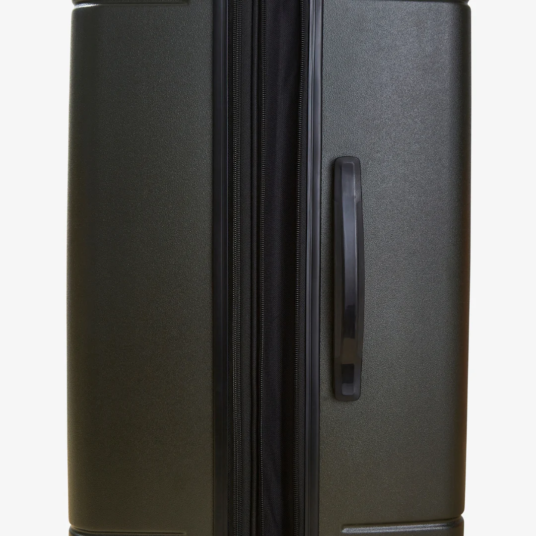 Genesis Large Suitcase in Khaki - Image 7