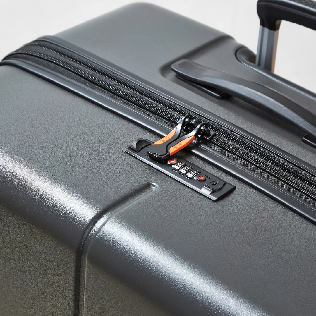 Genesis Small Suitcase in Charcoal - Image 6