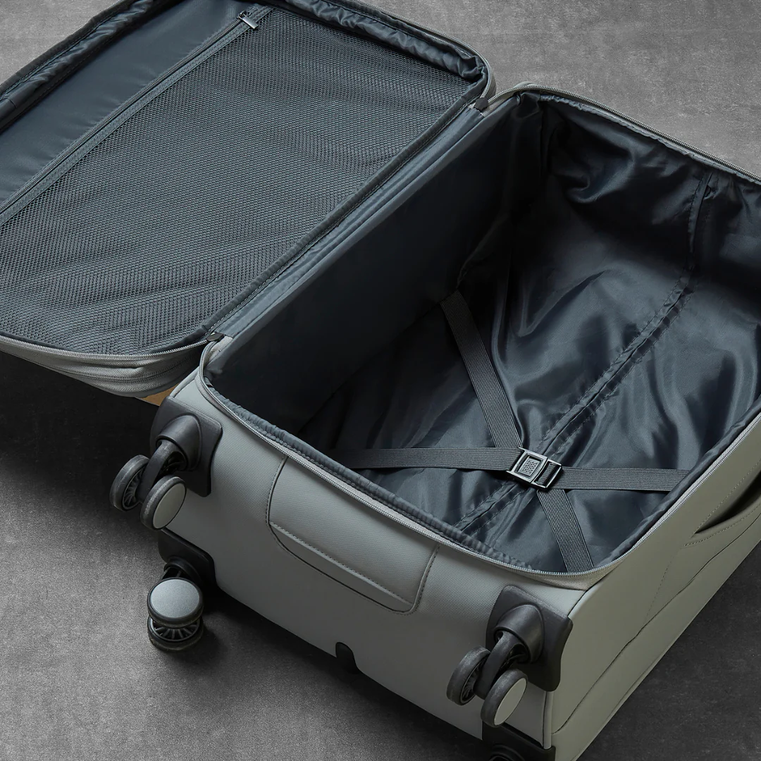 Harper Large Suitcase in Grey - Image 5