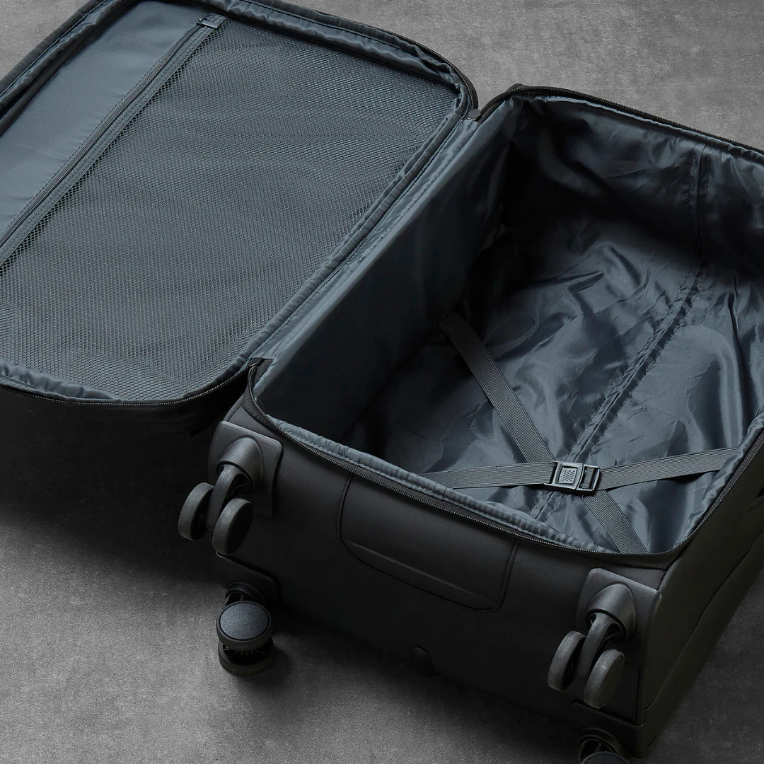 Harper Set of 3 Suitcases in Black - Image 6