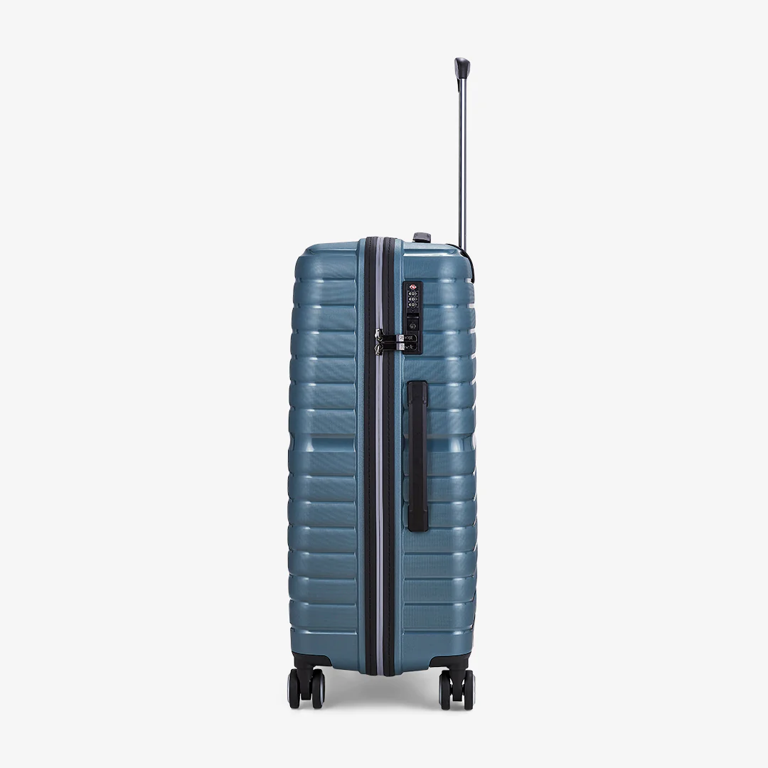 Hydra-Lite Medium Suitcase in Teal - Image 3