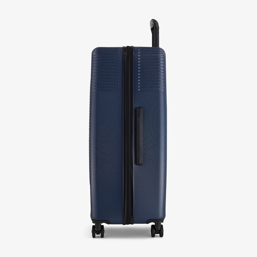 Lincoln Large Suitcase in Navy - Image 3