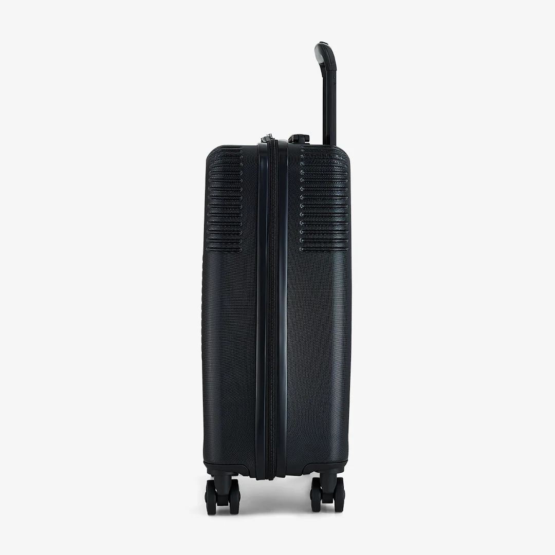Lincoln Small Suitcase in Black - Image 3