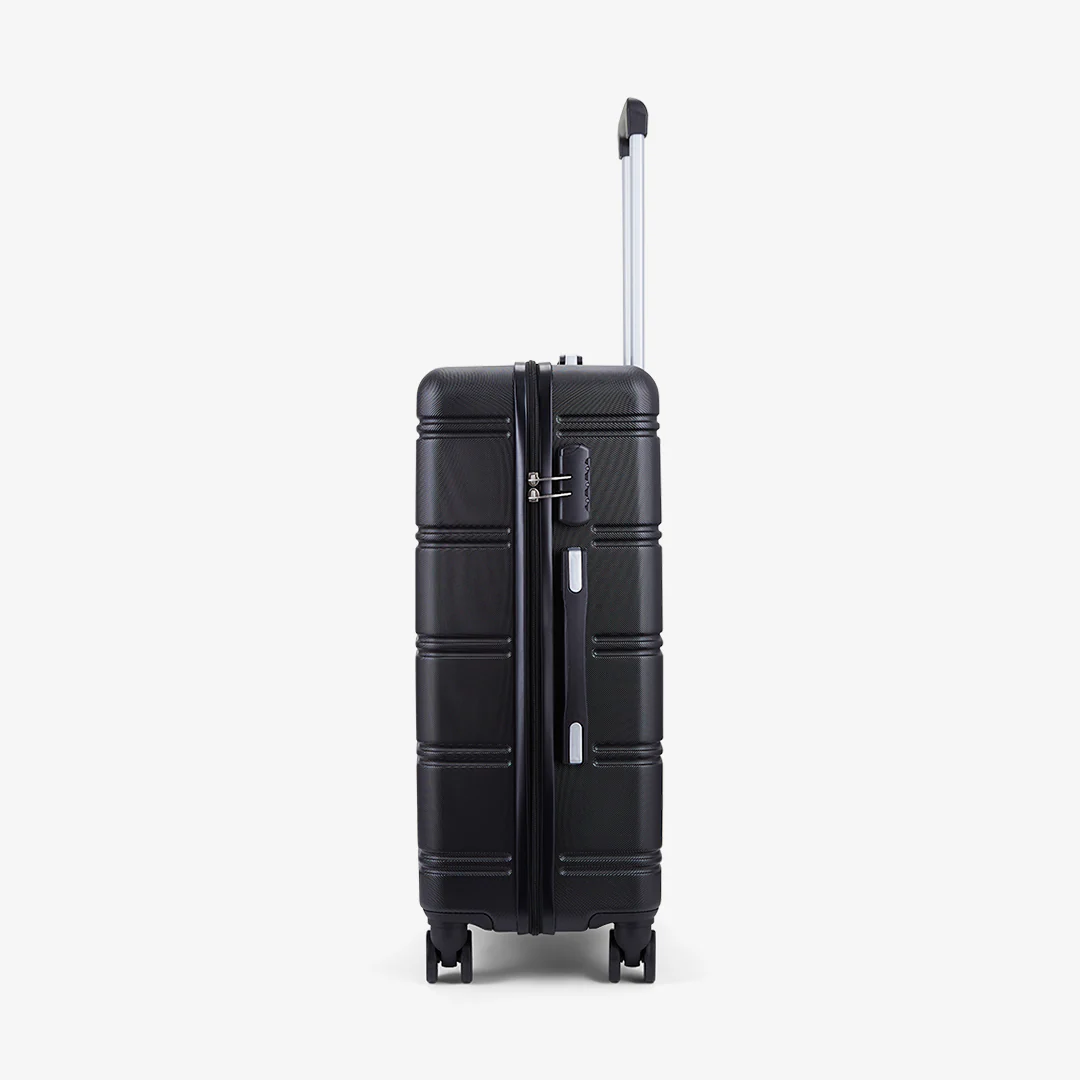 Lisbon Medium Suitcase in Black - Image 3