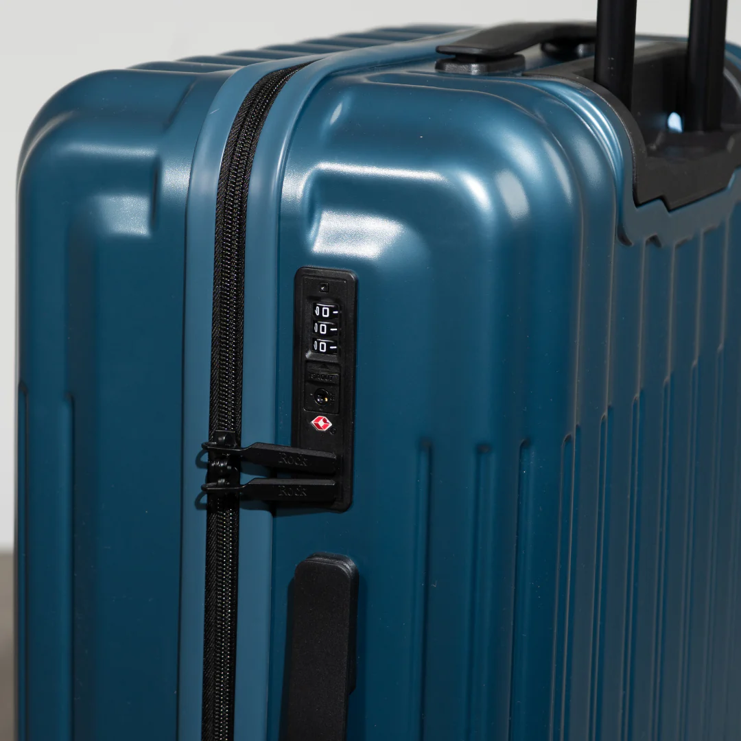 Luna Set of 3 Suitcases in Blue - Image 8