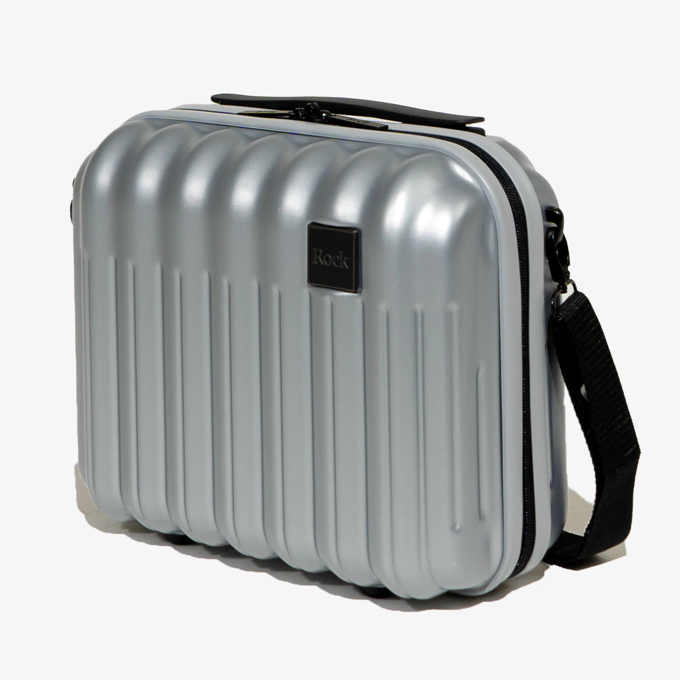 Luna Set of 5 Suitcases in Silver - Image 2