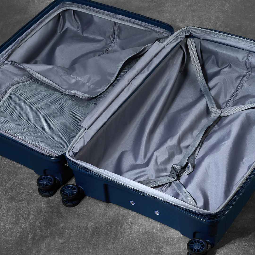 Palma Extra Large Suitcase in Navy - Image 5