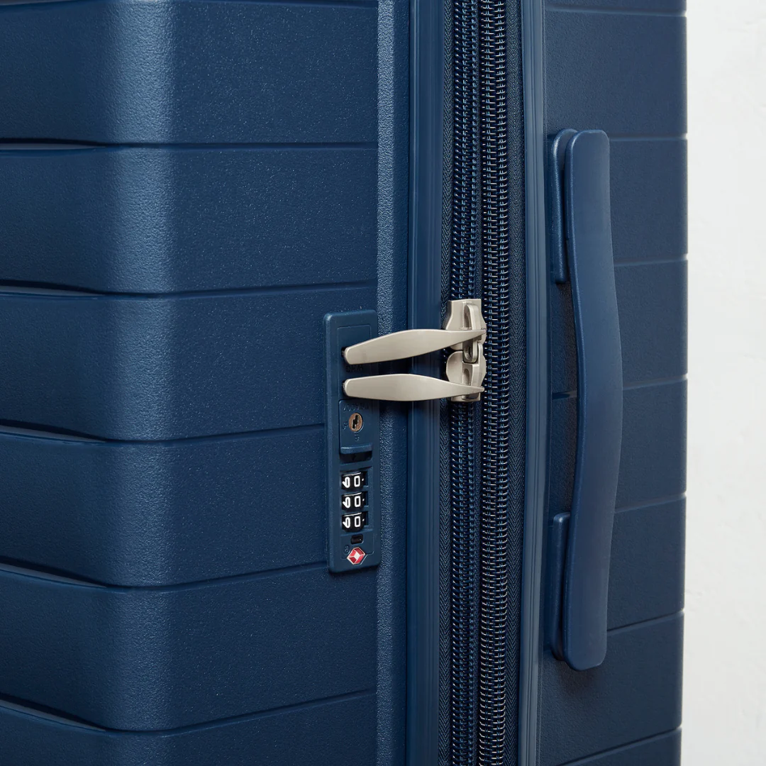 Palma Extra Large Suitcase in Navy - Image 6