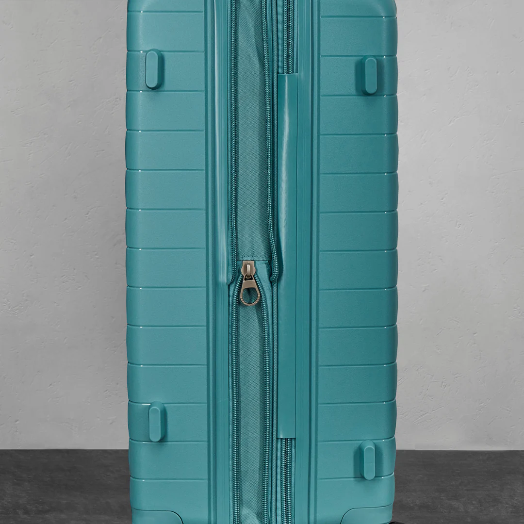 Palma Medium Suitcase in Seafoam - Image 7