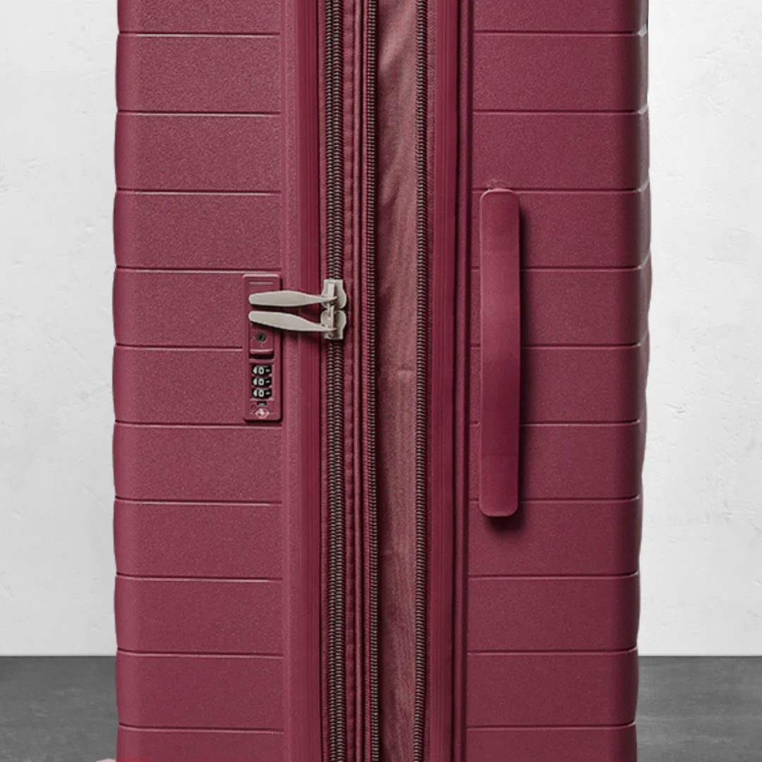 Palma Set of 3 Suitcases in Burgundy - Image 8