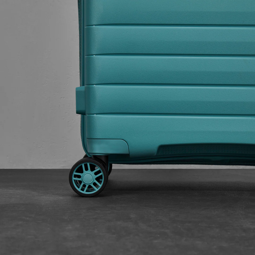 Palma Set of 3 Suitcases in Seafoam - Image 5