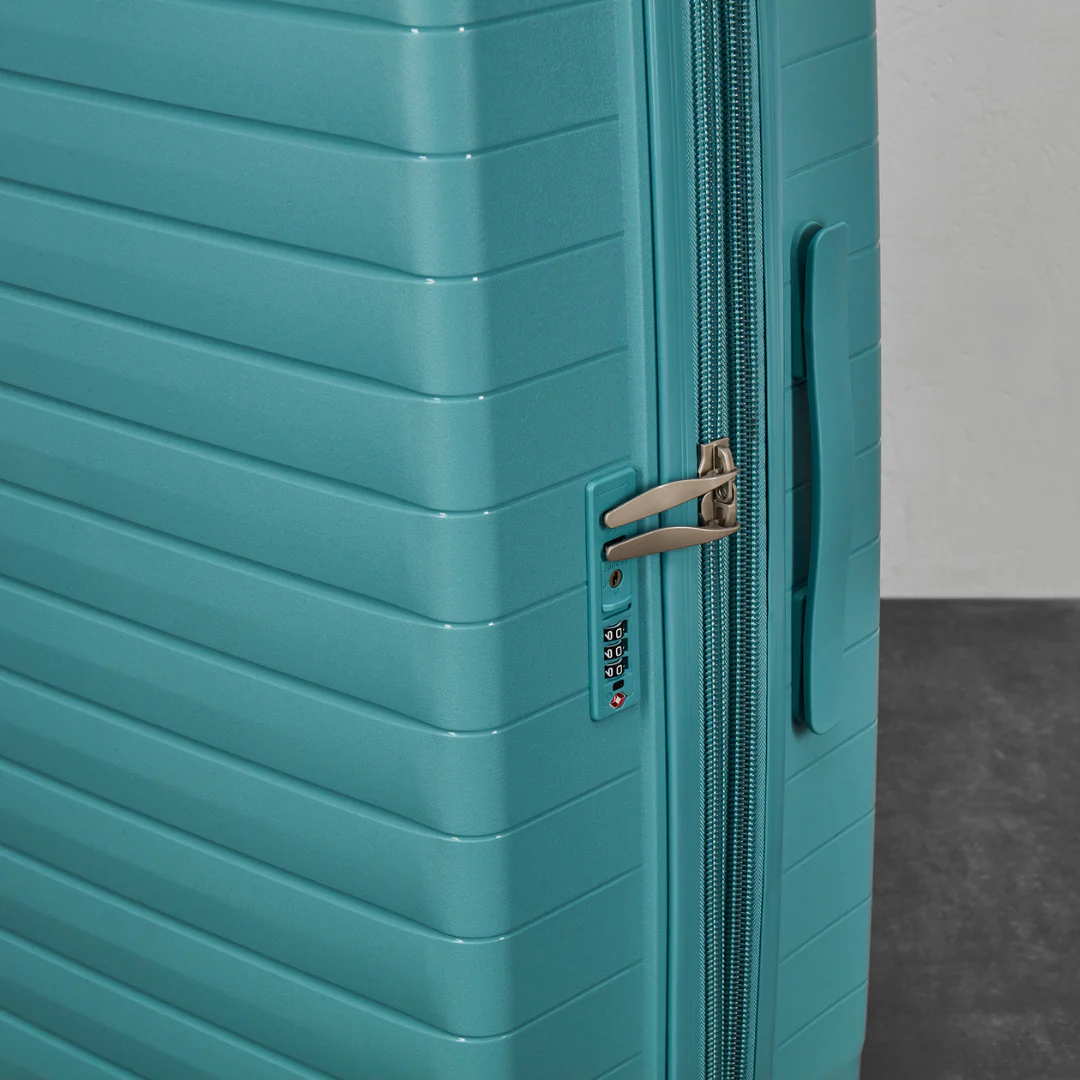Palma Set of 3 Suitcases in Seafoam - Image 8