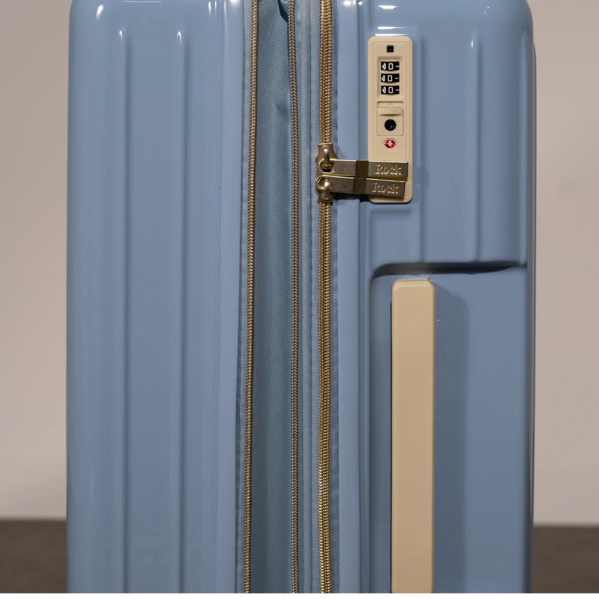 Primrose Set of 3 Suitcases in Blue - Image 8