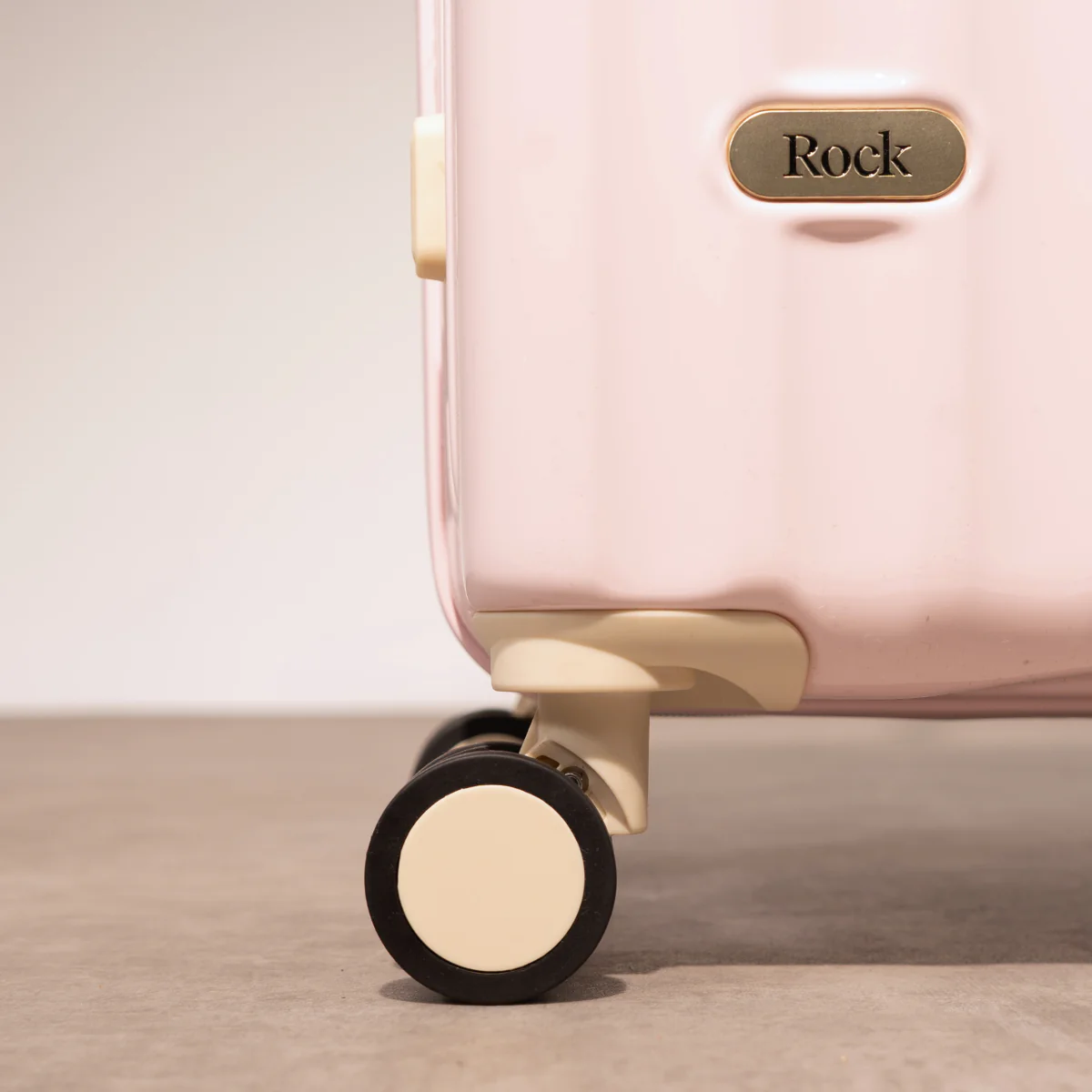 Primrose Small Suitcase in Baby Pink - Image 5