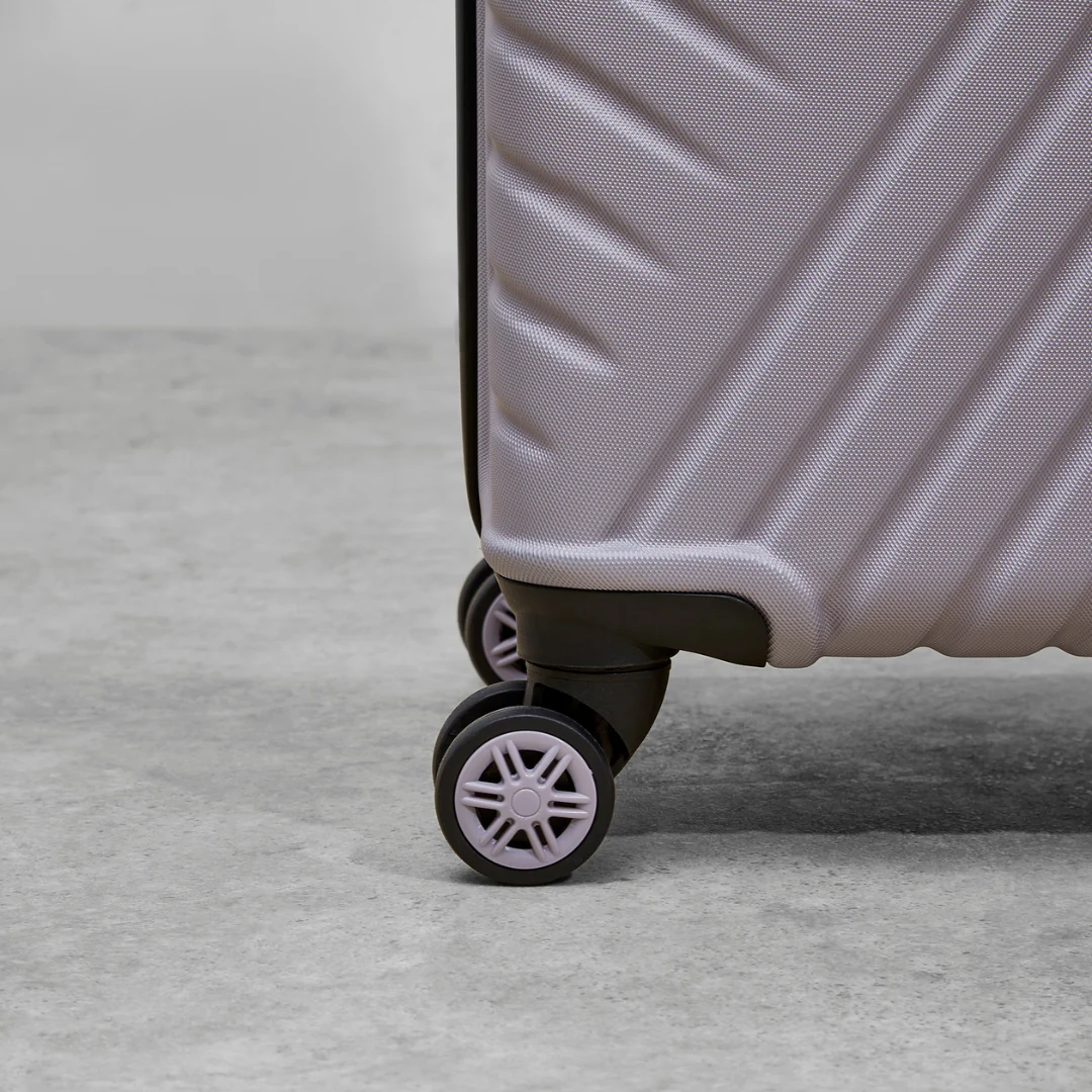 Santiago Medium Suitcase in Purple - Image 4