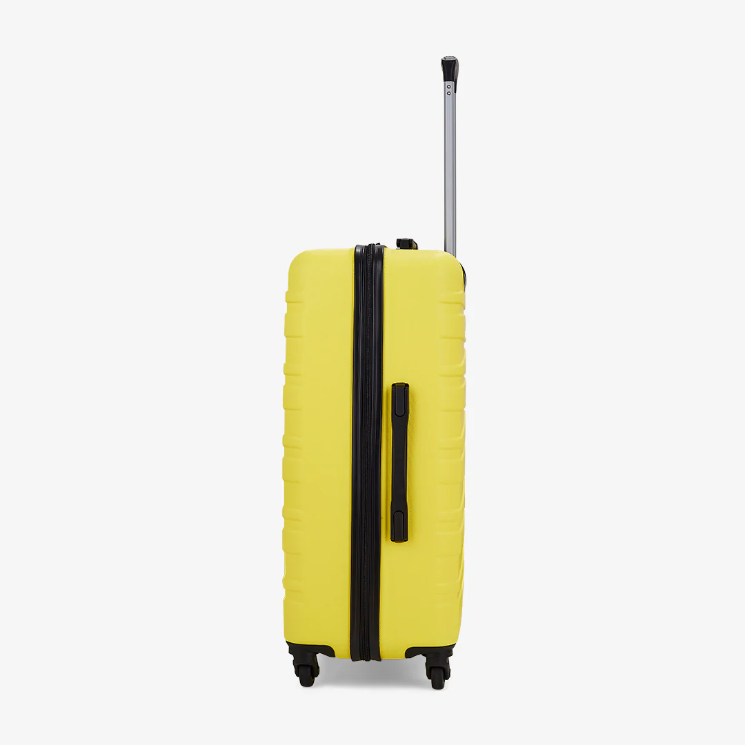 Seattle Medium Suitcase in Yellow - Image 3
