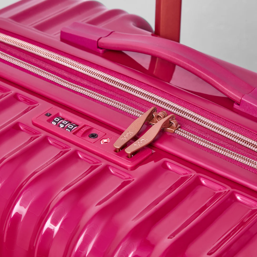 Selene Set of 3 Suitcases in Magenta Pink - Image 7