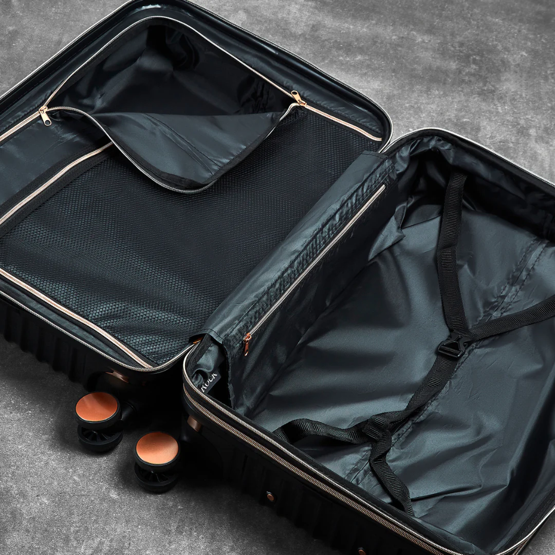 Selene Small Suitcase in Black - Image 5