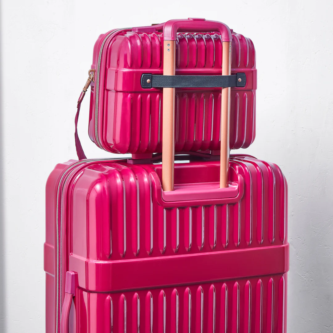 Selene Vanity Suitcase in Magenta Pink - Image 4