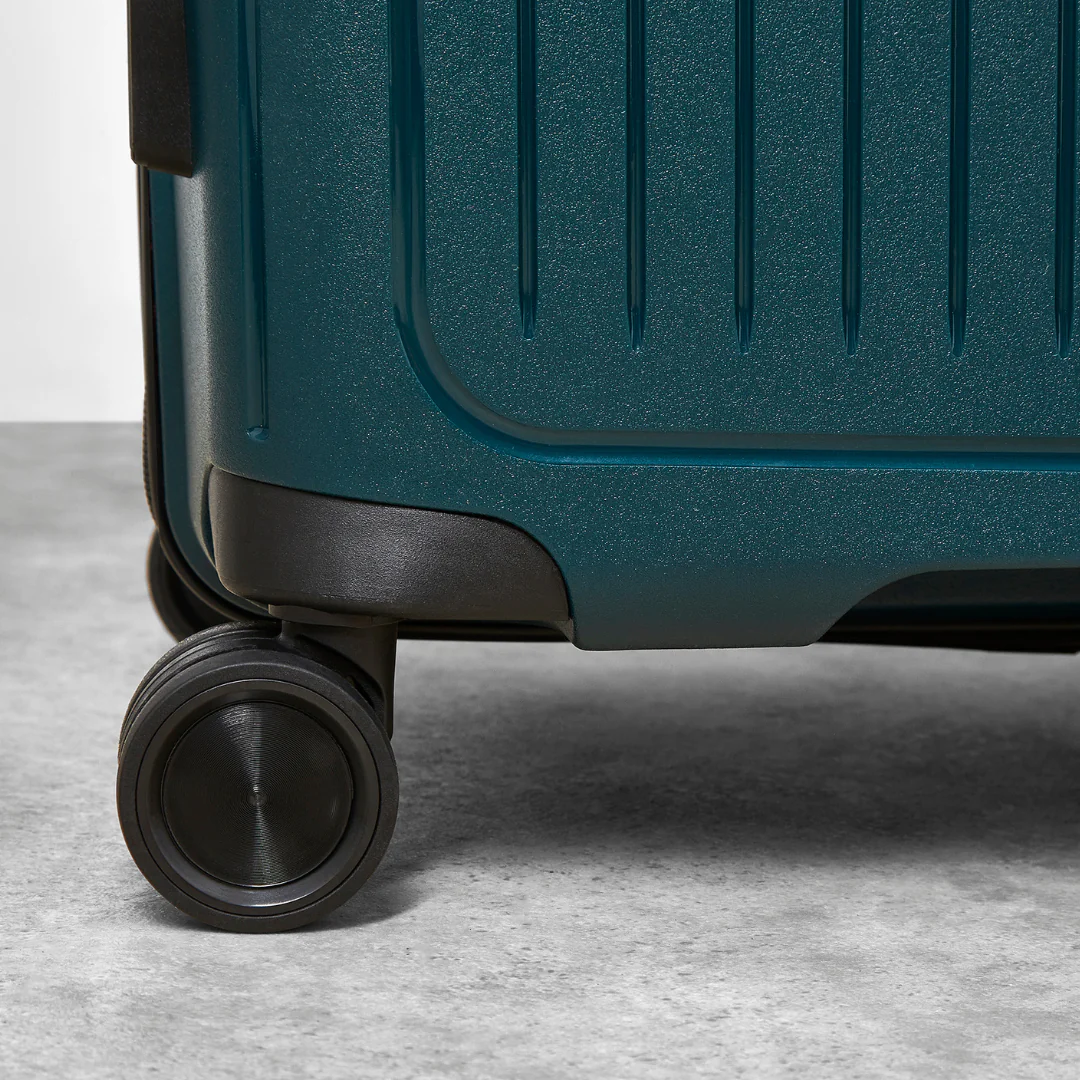Vancouver Small Suitcase in Forest Green - Image 4