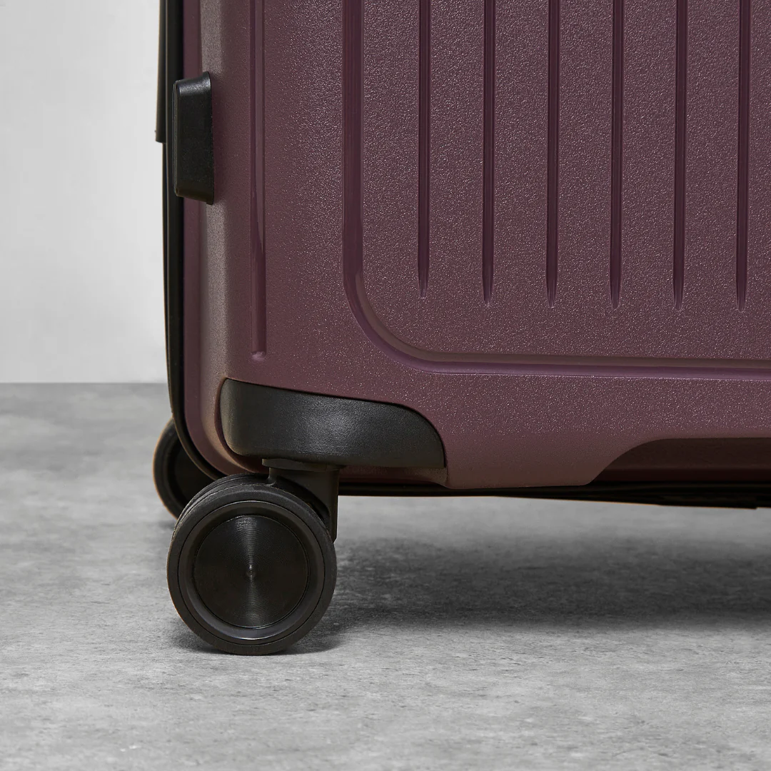 Vancouver Small Suitcase in Purple - Image 4