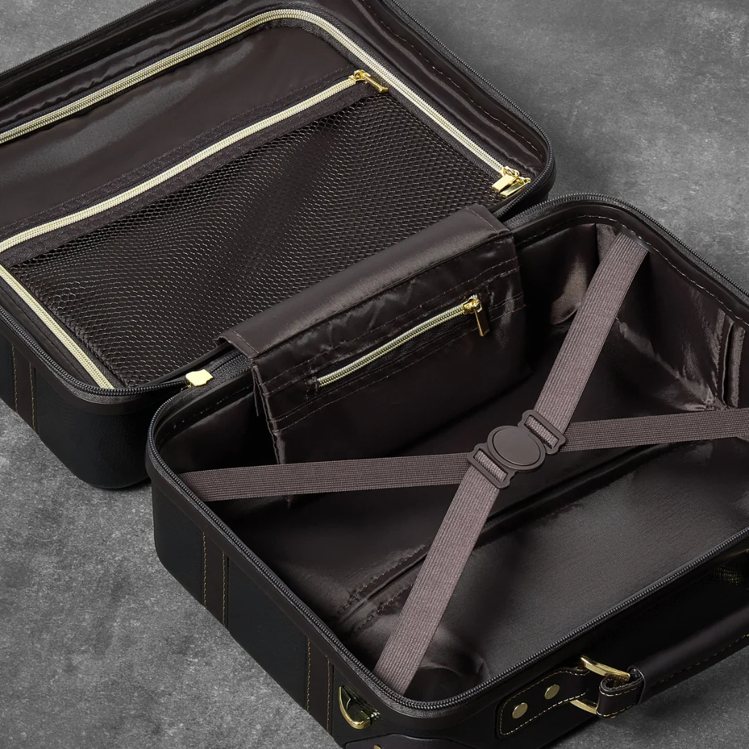 Vintage Set of 4 Suitcases in Black - Image 10