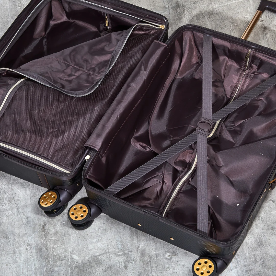 Vintage Set of 4 Suitcases in Black - Image 8