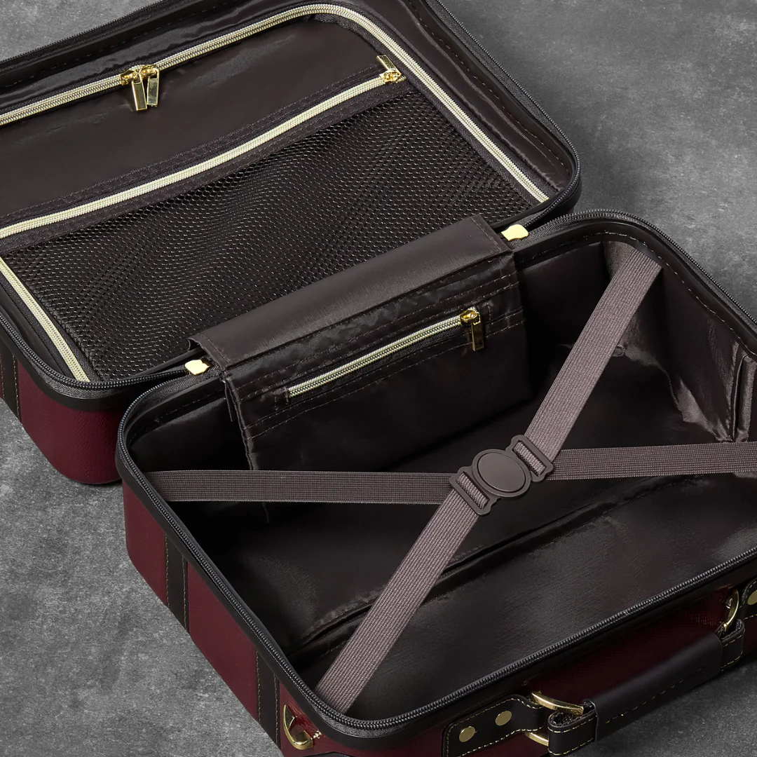 Vintage Set of 4 Suitcases in Burgundy - Image 8
