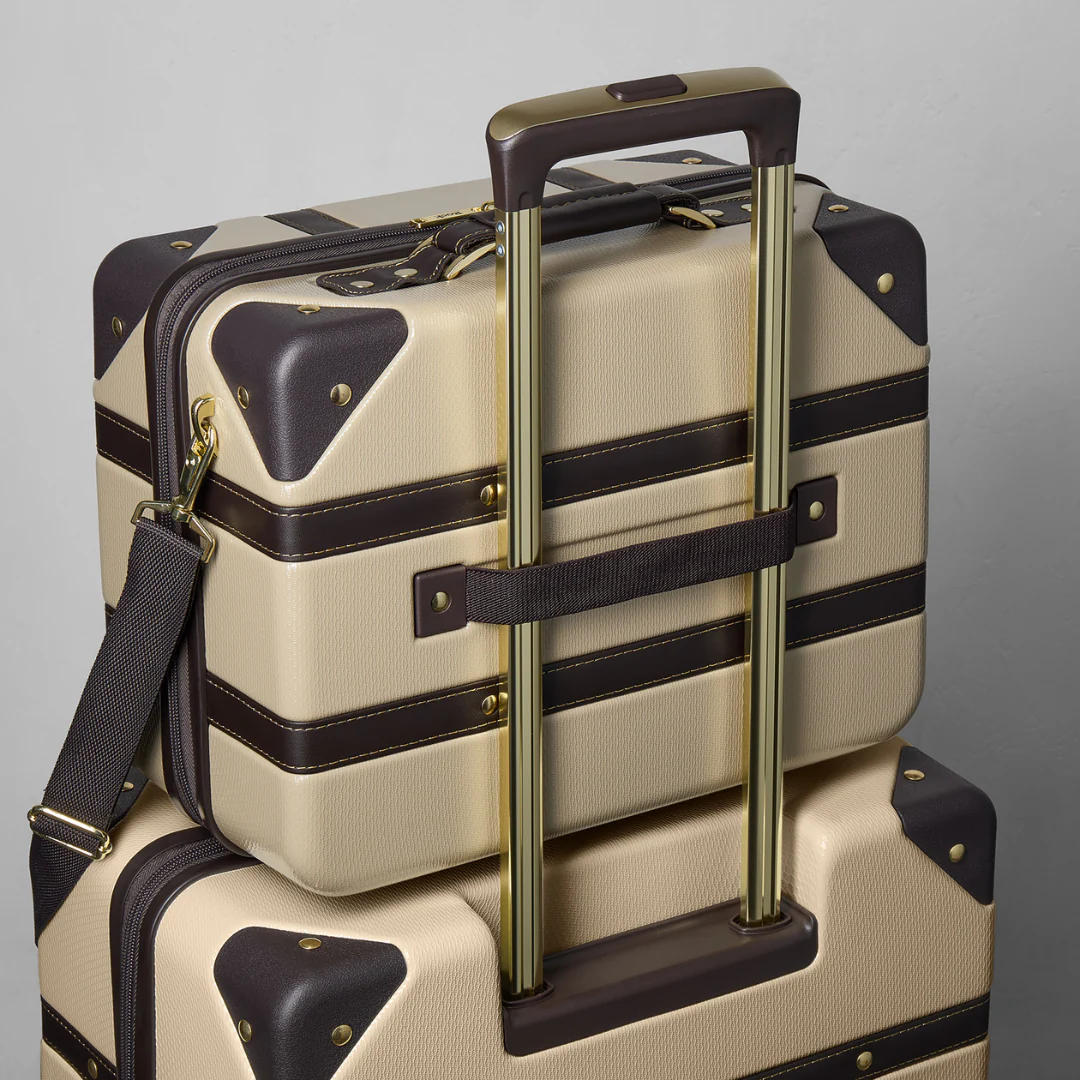 Vintage Vanity Suitcase in Gold - Image 8