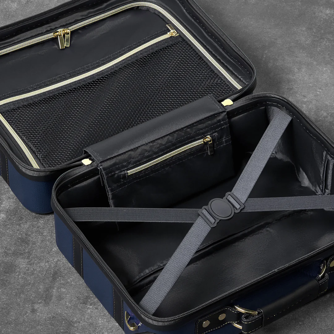 Vintage Vanity Suitcase in Navy - Image 4